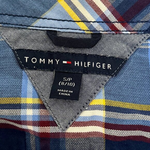 Tommy Hilfiger boys’ long-sleeve button-down shirt - Picture 8 of 9